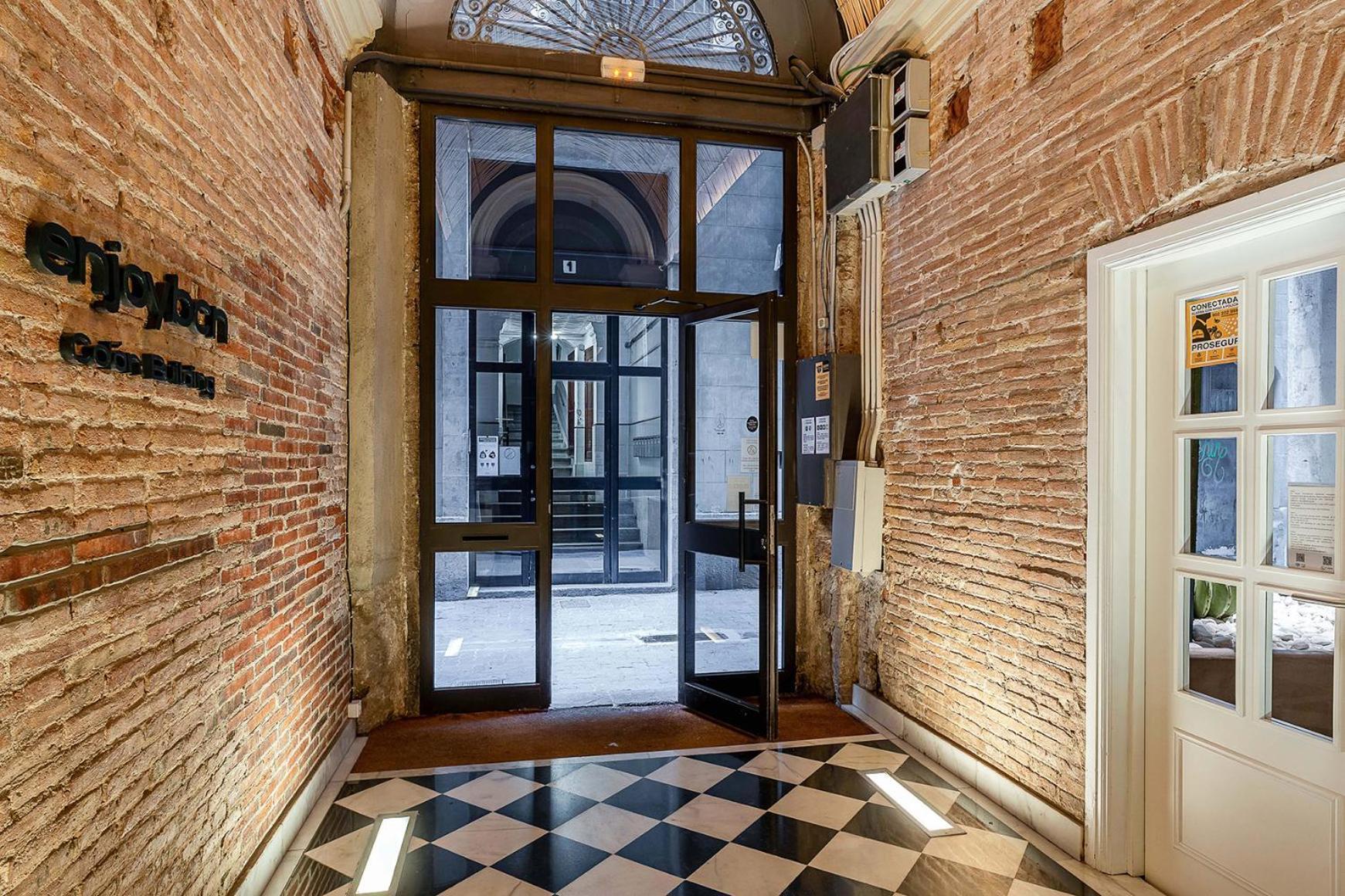 Enjoybcn Colon Apartments Barcelona Eksteriør billede
