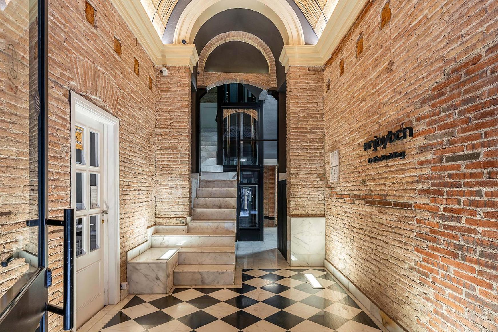 Enjoybcn Colon Apartments Barcelona Eksteriør billede