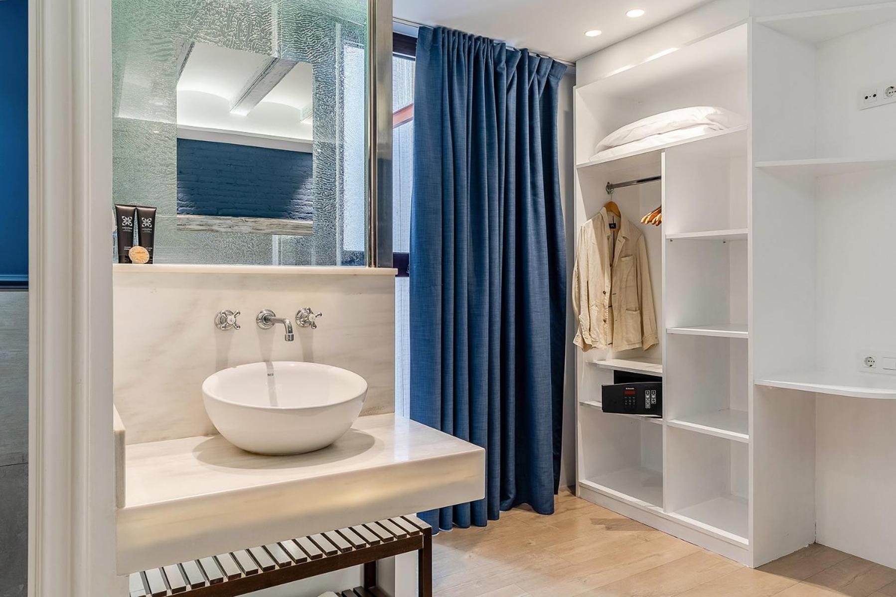 Enjoybcn Colon Apartments Barcelona Eksteriør billede